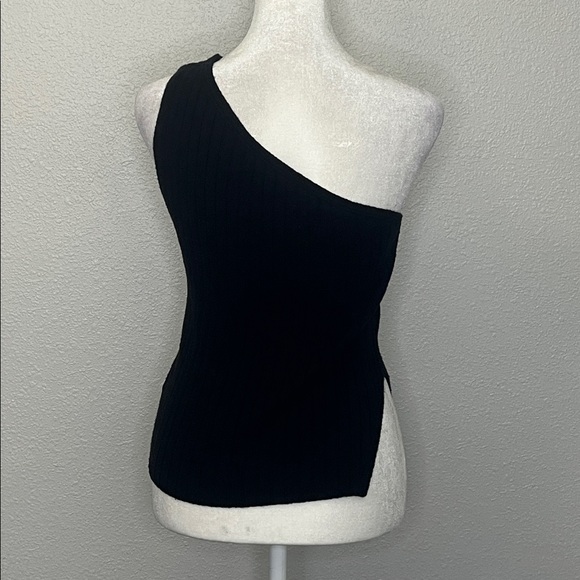 Aritzia One Shoulder Ribbed Sweater Black Size Small - Picture 3 of 9